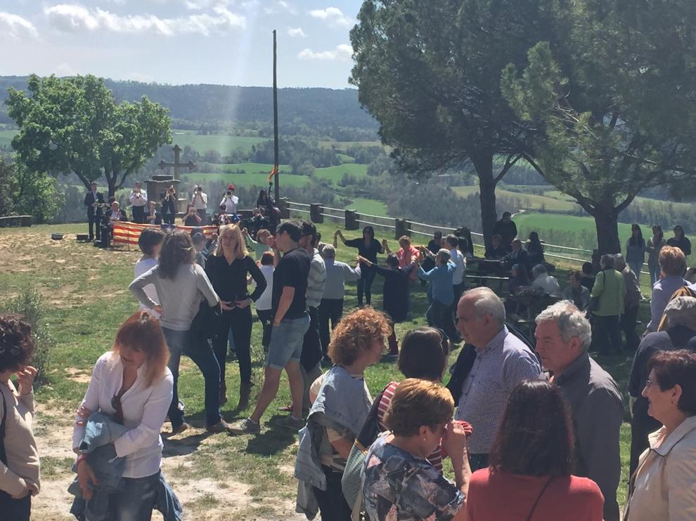 Caramelles i sardanes a l'Aplec de Sant Adjutori del dilluns de Pasqua 