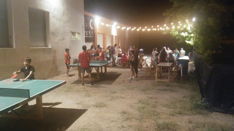 Les Nits Tremendes  van continuar divendres passat al pati del Centre Cívic amb la Nit de Jocs i ressopó tremendu