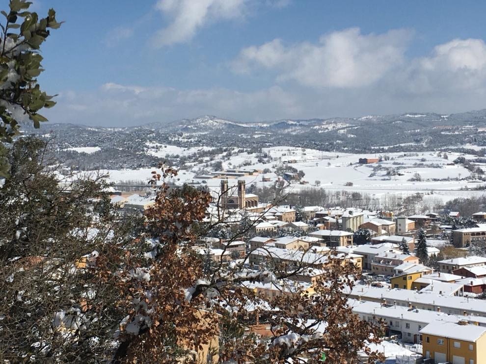Recull fotogràfic de la nevada dels dies 26, 27 i 28 de febrer a Olost i Santa Creu
