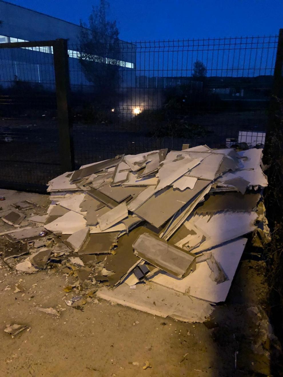 Abocament il·legal a l'Àrea d'emergència de recollida de residus