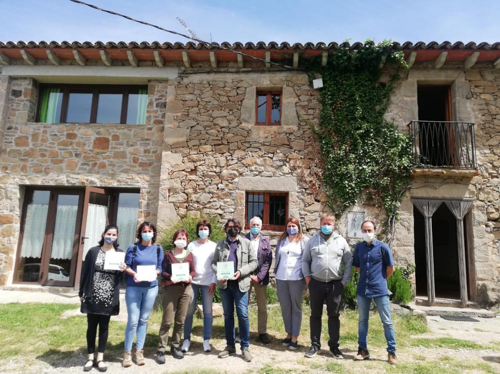 La casa de turisme rural El Teixell i l'Espai Perot Rocaguinarda renoven el compromís Biosphere