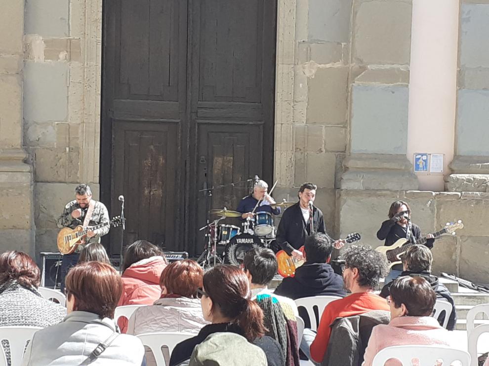 Bona acollida d'Olost al concert del diumenge 3 d'abril