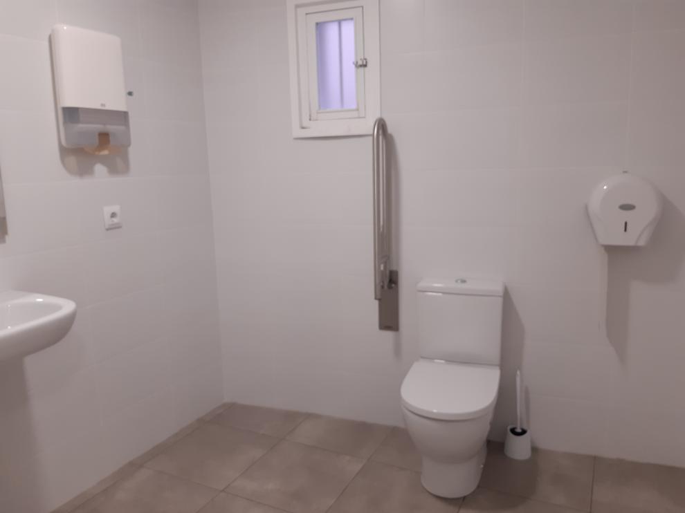 Es renoven els lavabos de la Sala Cultural de l’Ajuntament d’Olost