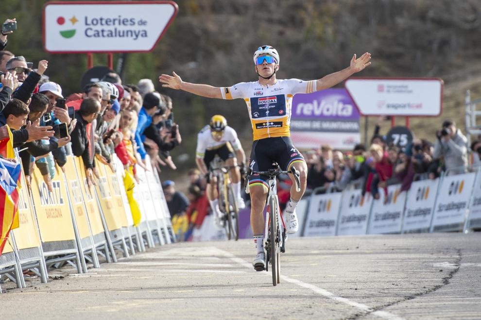 Evenepoel s’iguala amb Roglic a La Molina